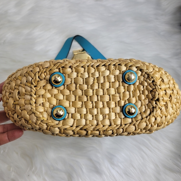 Michael Kors Santorini weave bucket tote wheat blue leather lined rafia straw - Picture 4 of 14